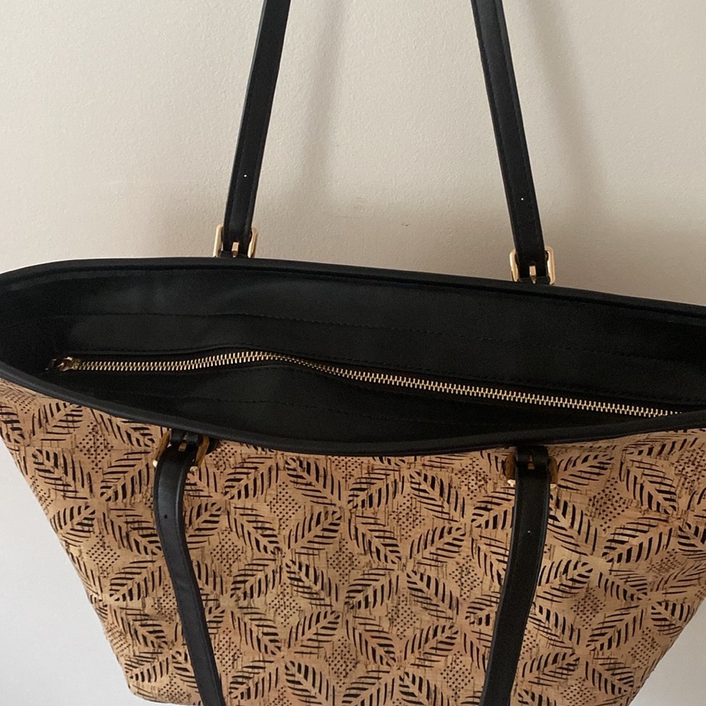 Myztique Cork tote. Beautiful pattern design on the other side. - Picture 8 of 8